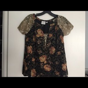 Anthropologie lace shirt